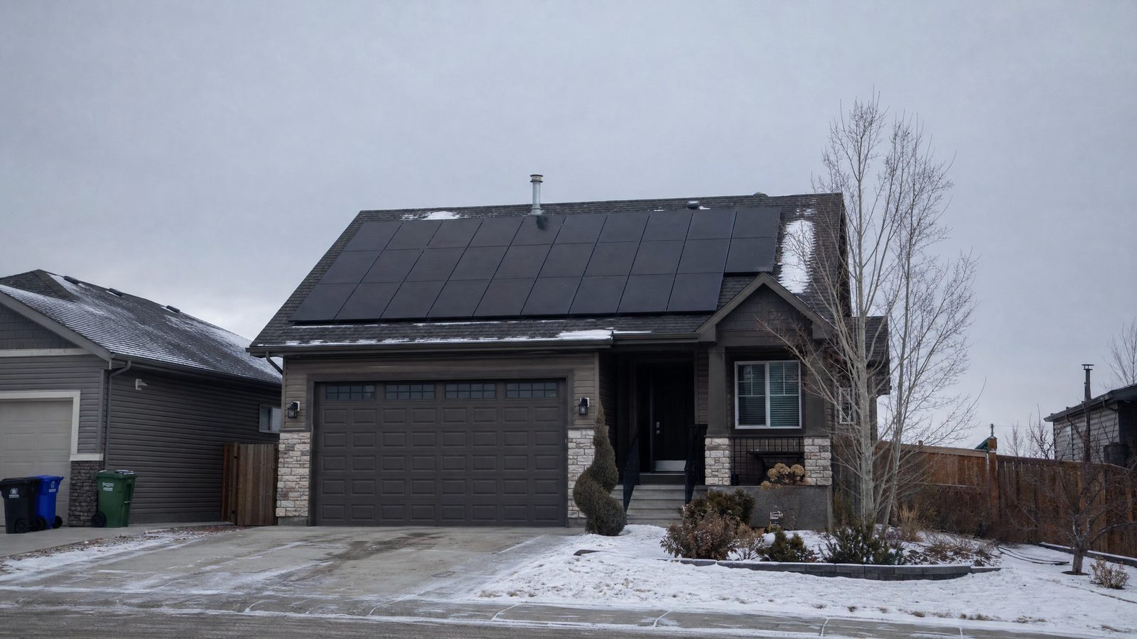 How Microgeneration Works in Alberta: Your Power Company Now Works for You